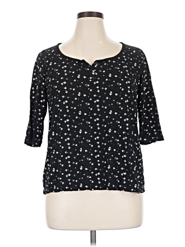 Torrid 3/4 Sleeve T-Shirt (view 1)