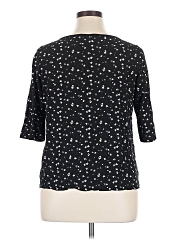 Torrid 3/4 Sleeve T-Shirt (view 2)