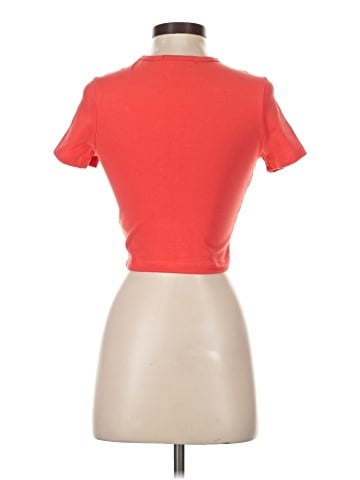 Forever 21 Short Sleeve T-Shirt (view 2)