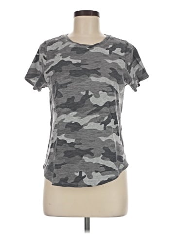 Old Navy Active T-Shirt (view 1)