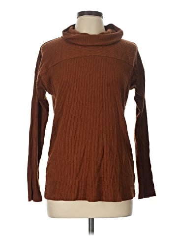 Doe & Rae Long Sleeve Top (view 1)