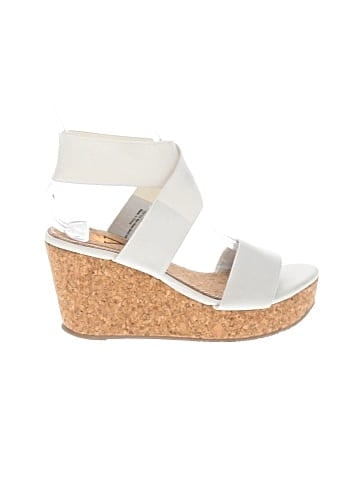 Volatile Wedges (view 1)