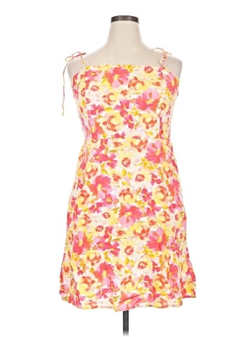 Old Navy Cocktail Dress (view 1)