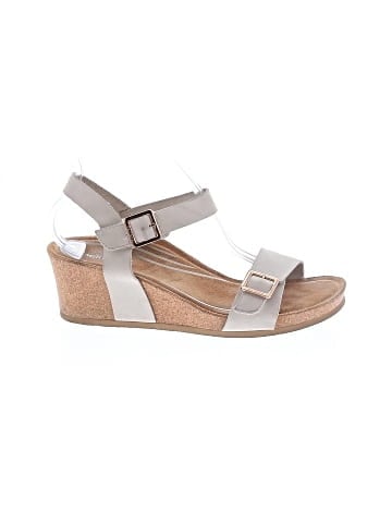 Aether Wedges (view 1)