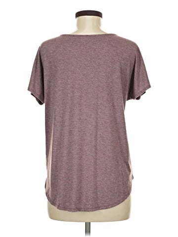 Lucy & Laurel Short Sleeve T-Shirt (view 2)