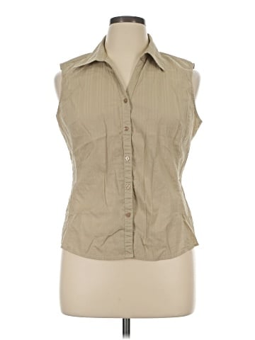 St. John's Bay Sleeveless Button-Down Shirt (view 1)