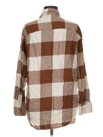 Old Navy Long Sleeve Button-Down Shirt (view 2)