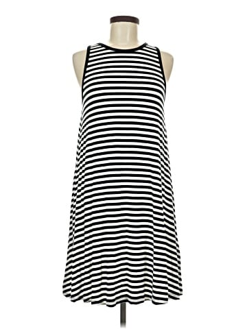 Old Navy Casual Dress (view 1)