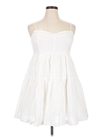 American Eagle Outfitters Cocktail Dress (view 1)