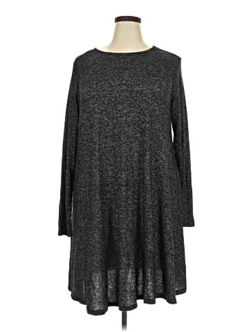 Old Navy Casual Dress (view 1)