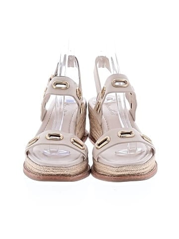Splendid Wedges (view 2)
