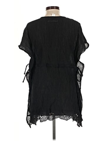 Old Navy Short Sleeve Blouse (view 2)