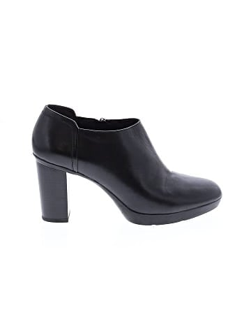 Geox Respira Ankle Boots (view 1)