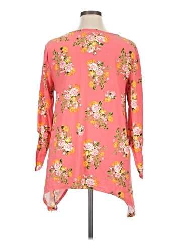 Bobbie Brooks 3/4 Sleeve T-Shirt (view 2)