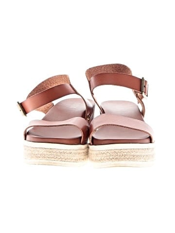 Mia Sandals (view 2)