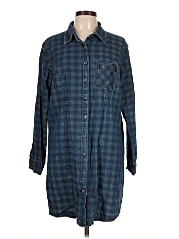 North Style 3/4 Sleeve Button-Down Shirt (view 1)