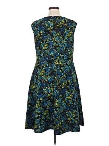 London Times Casual Dress (view 2)