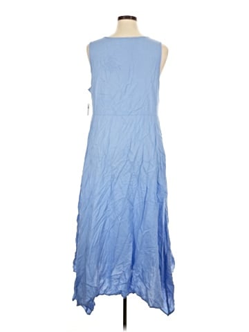 Old Navy Casual Dress (view 2)