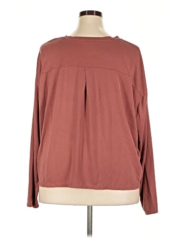 Stylus Long Sleeve T-Shirt (view 2)