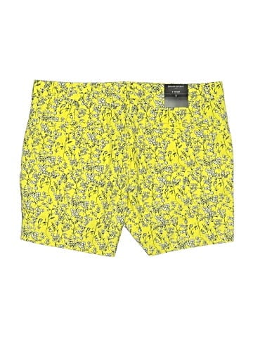 Banana Republic Factory Store Shorts (view 2)