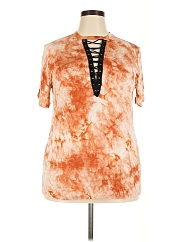 Janette Plus Short Sleeve Top (view 1)