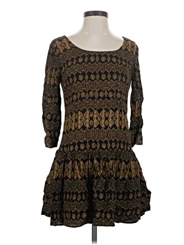 Love 21 Casual Dress (view 1)