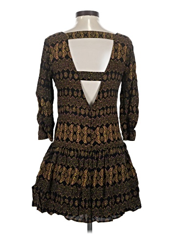 Love 21 Casual Dress (view 2)