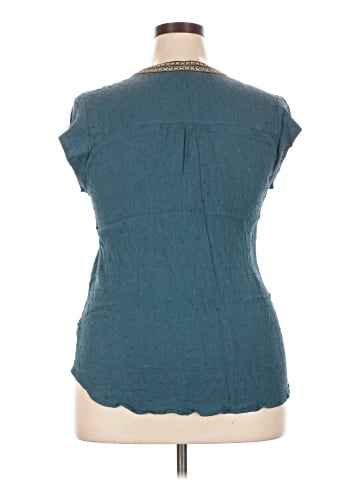 DR2 Sleeveless Blouse (view 2)