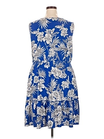 En Focus Cocktail Dress (view 2)
