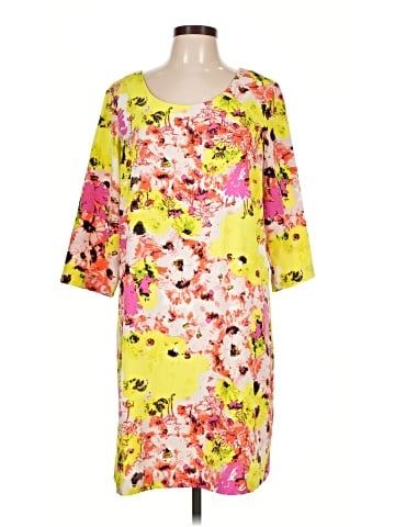 Daisy Fuentes Casual Dress (view 1)