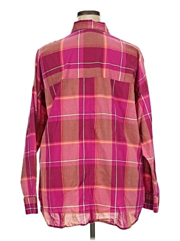 Old Navy Long Sleeve Button-Down Shirt (view 2)