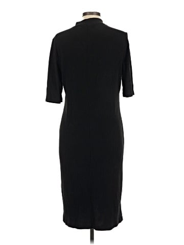 Old Navy Casual Dress (view 2)