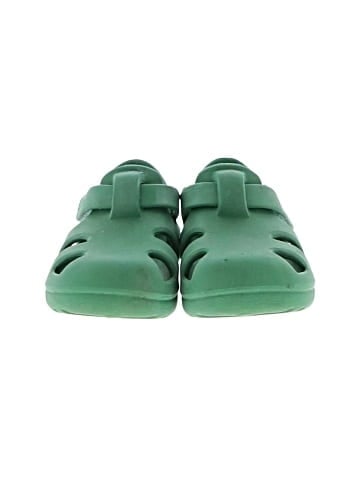 Ten Little Clogs (view 2)