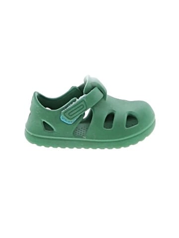 Ten Little Clogs (view 1)