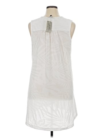 J Valdi Sleeveless T-Shirt (view 2)
