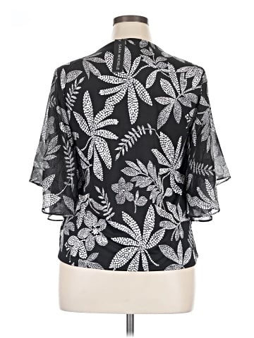 Sara Michelle Short Sleeve Blouse (view 2)