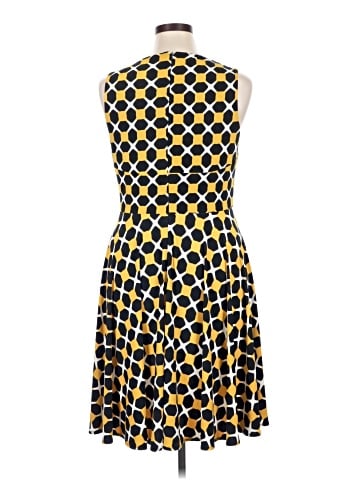 Donna Morgan Casual Dress (view 2)