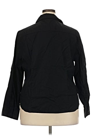 Old Navy Long Sleeve Button-Down Shirt (view 2)