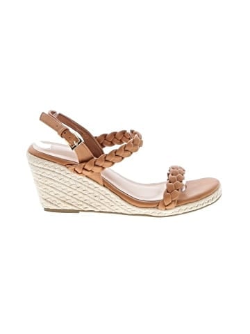 Unbranded Wedges (view 1)