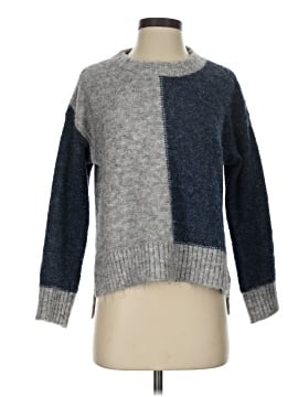 Line & Dot Pullover Sweater