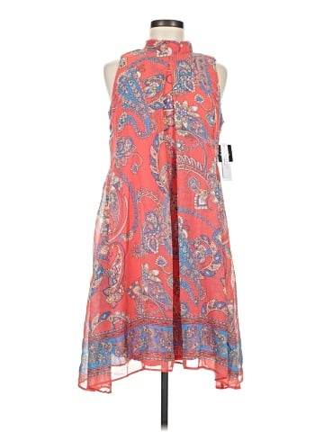 Signature by Robbie Bee Casual Dress (view 1)