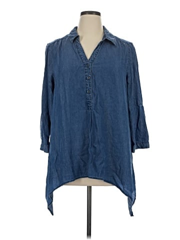 Saks Fifth Avenue Casual Dress (view 1)