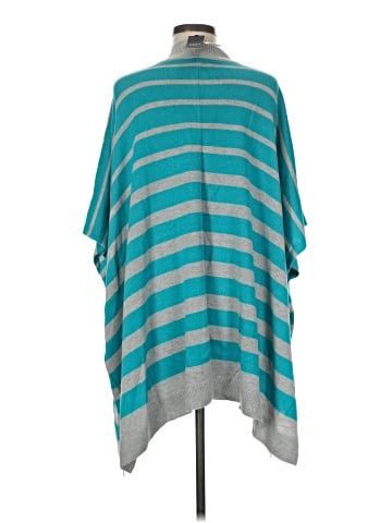 Crown & Ivy Poncho (view 2)