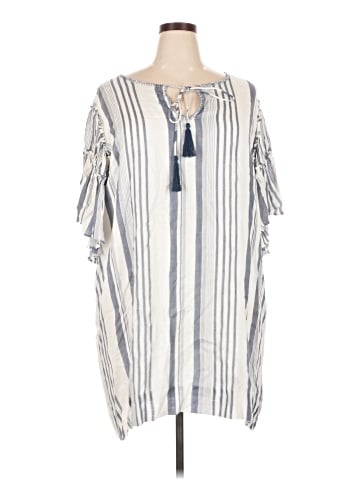 Chelsea & Theodore Casual Dress (view 1)