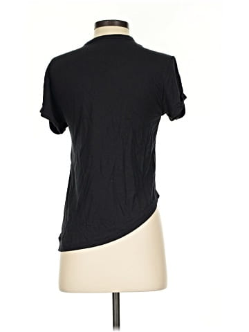 Charlotte Russe Short Sleeve T-Shirt (view 2)