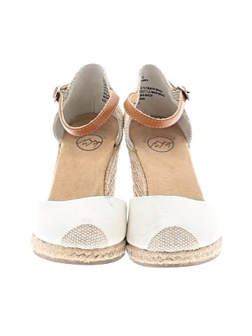 White Mountain Wedges (view 2)