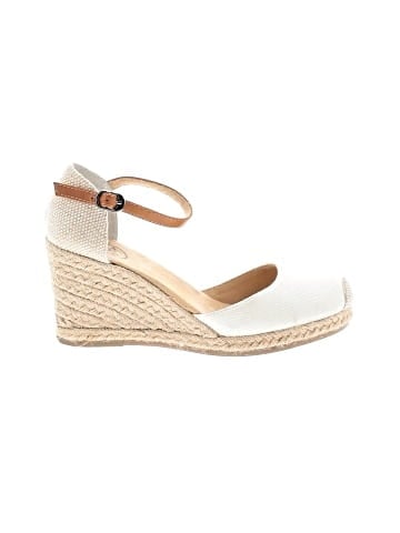 White Mountain Wedges (view 1)