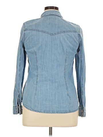 Universal Thread Long Sleeve Button-Down Shirt (view 2)