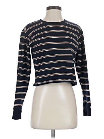 Forever 21 Pullover Sweater (view 1)