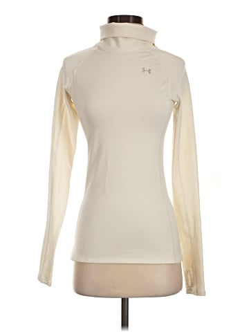 Under Armour Long Sleeve T-Shirt (view 1)